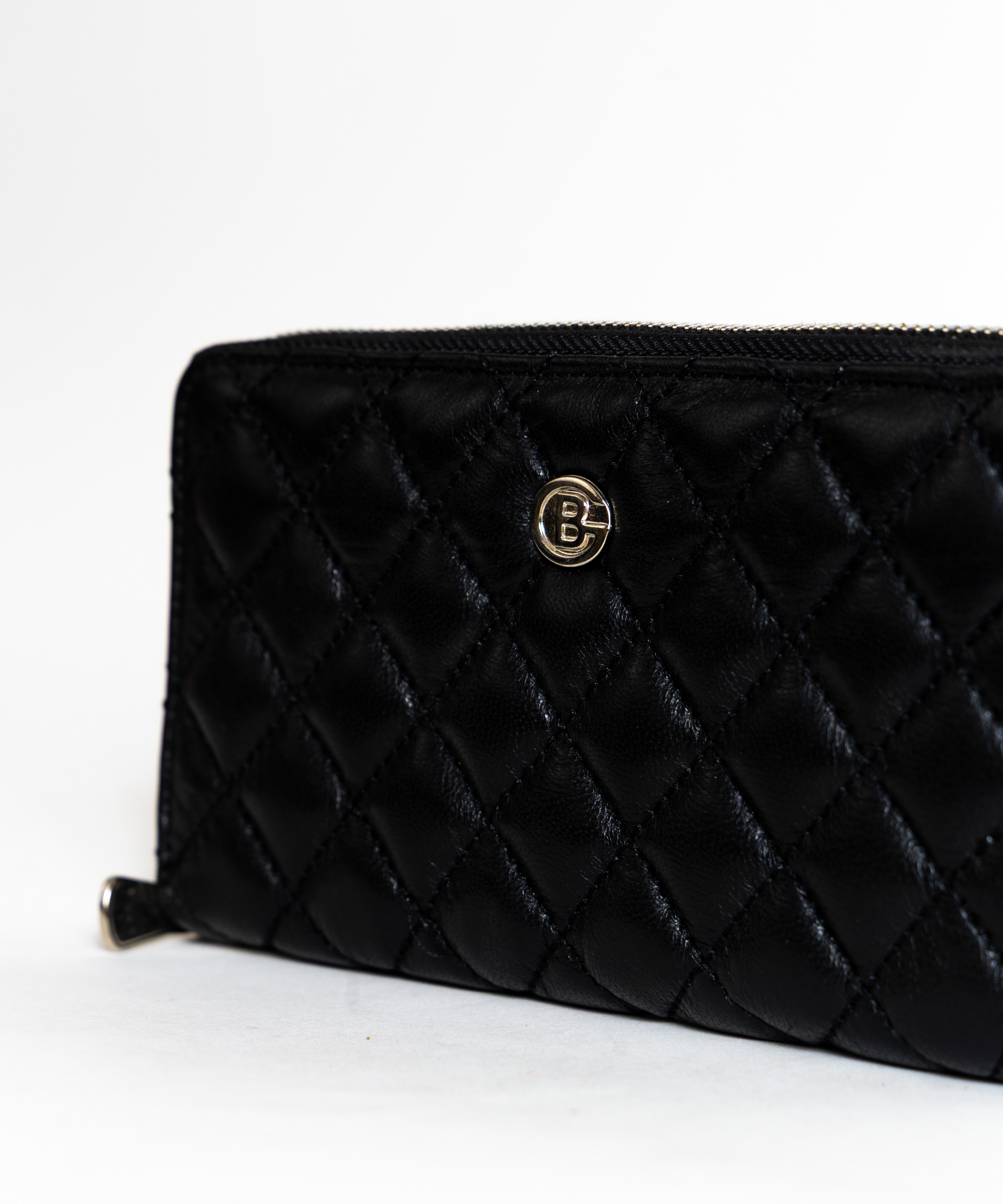 Crni novčanik Dapa / 104