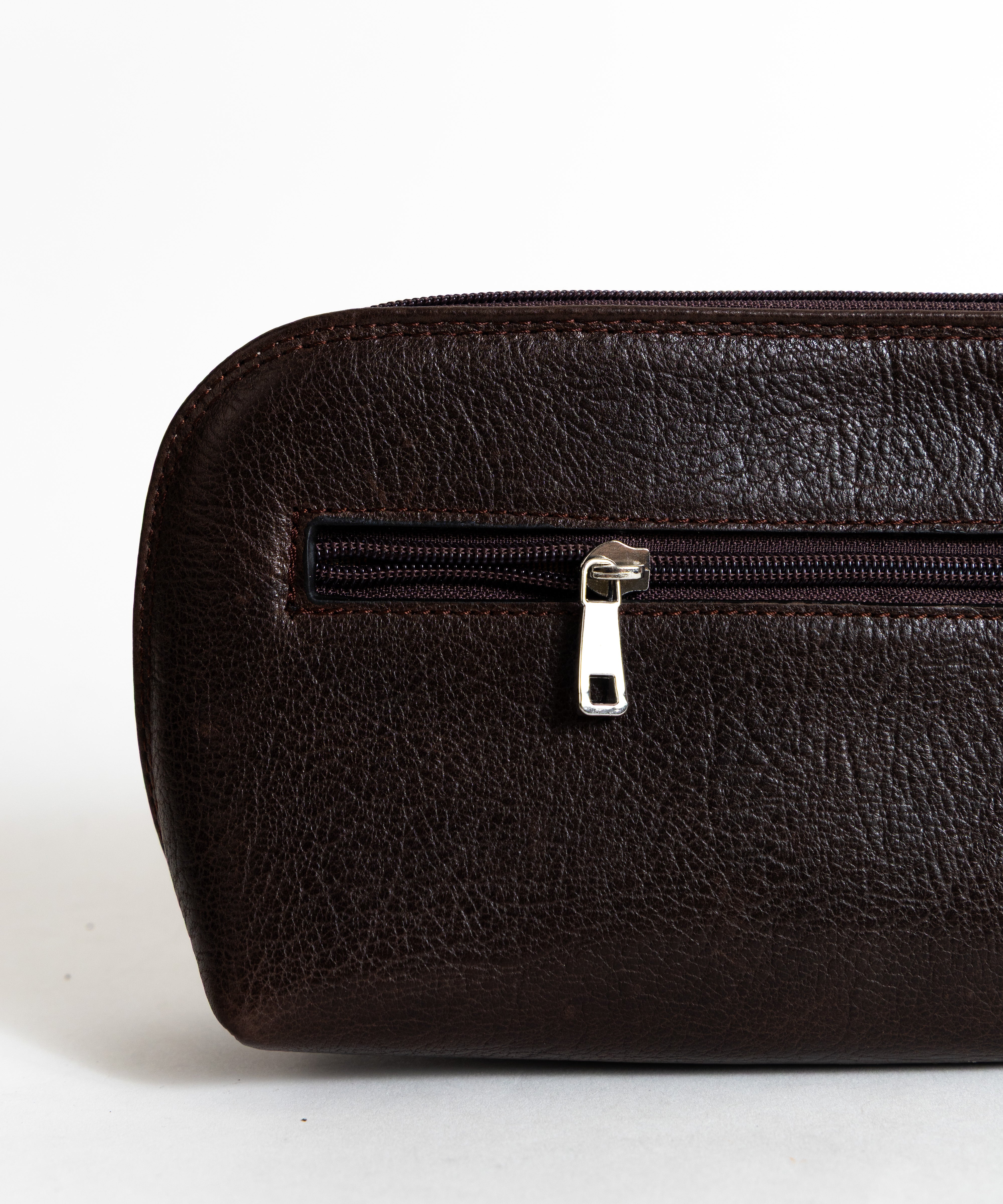 Tamno Braon Neseser Tena