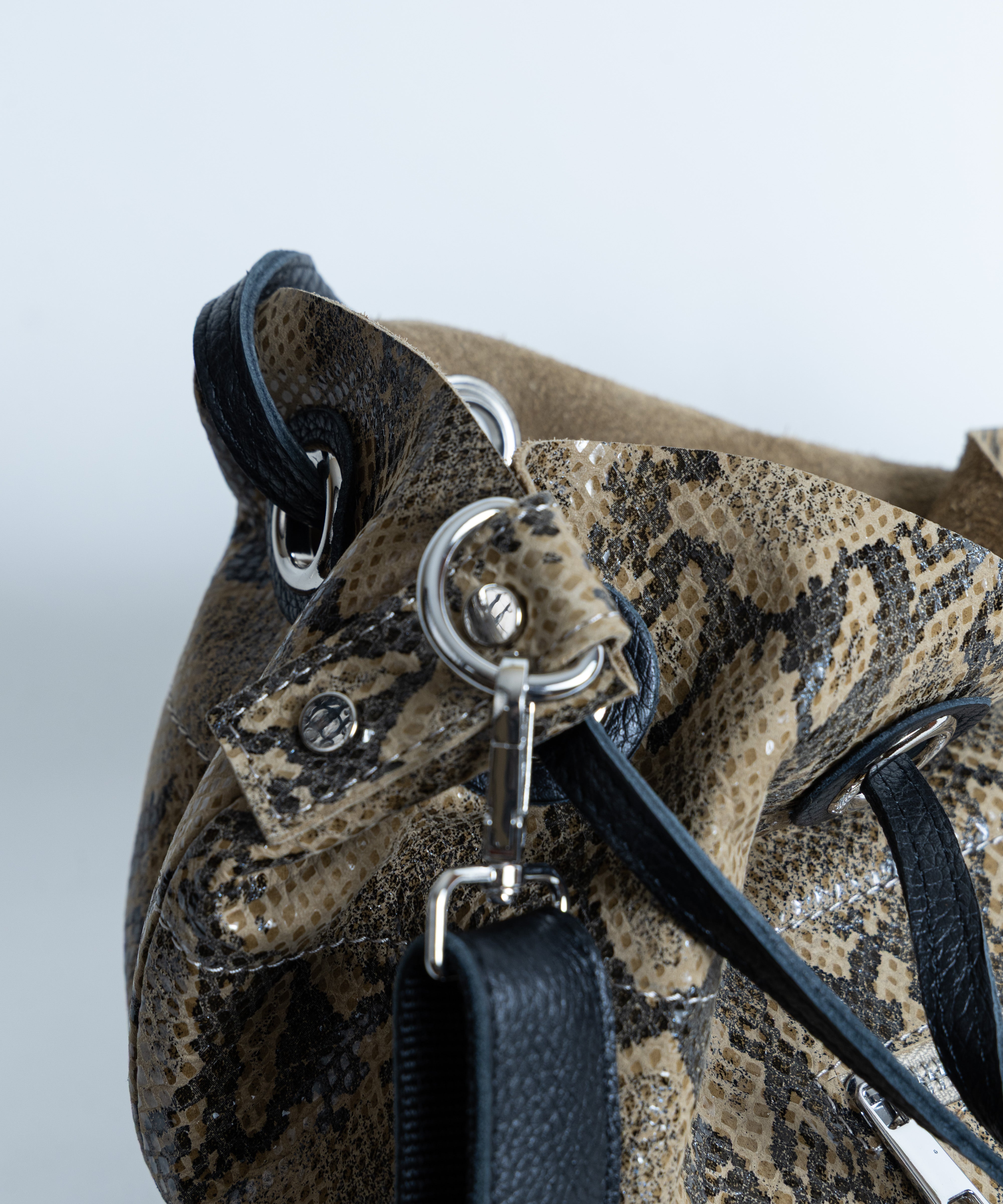 ŠARA TAŠNA SINTRA 3 / 146