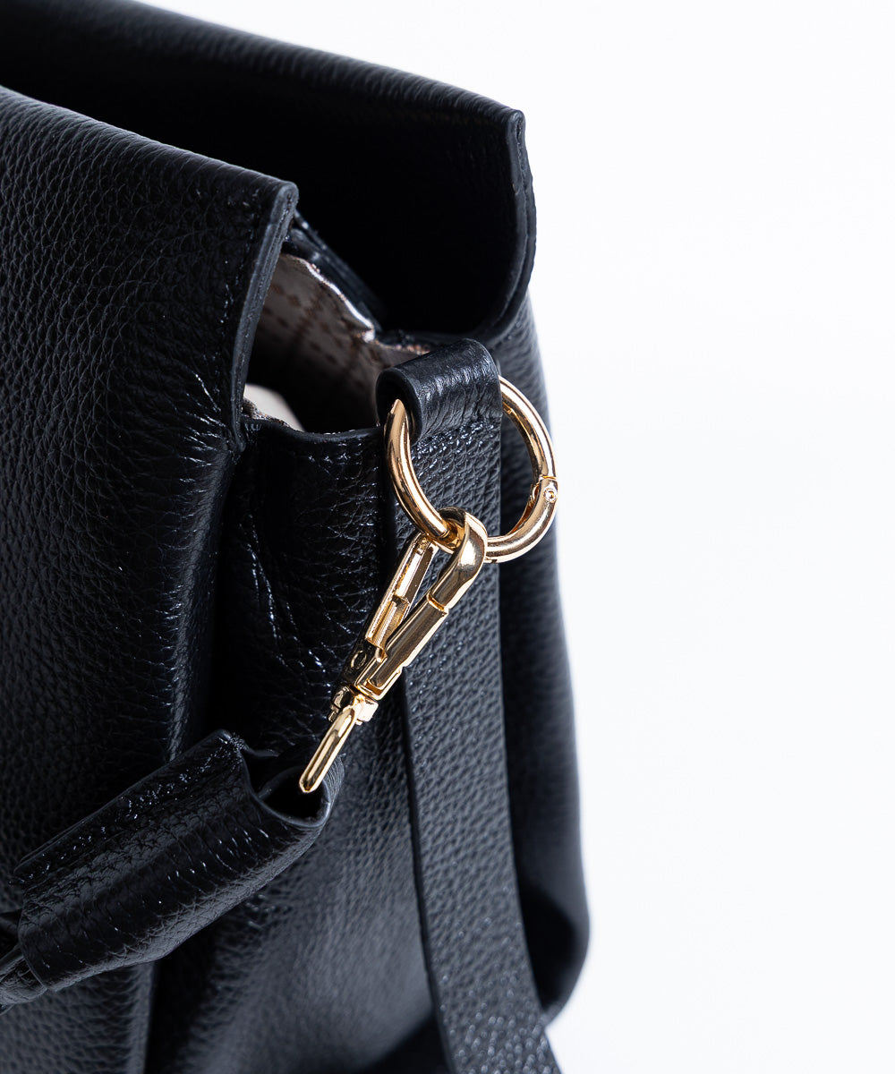 CRNA TAŠNA SOFIJA / 238