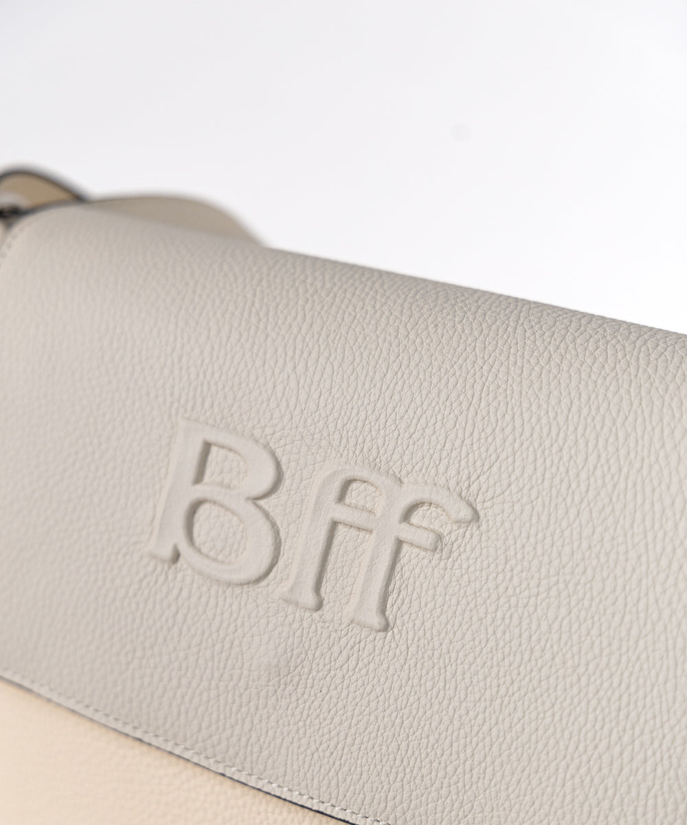 Bela tašna Kijev / 222