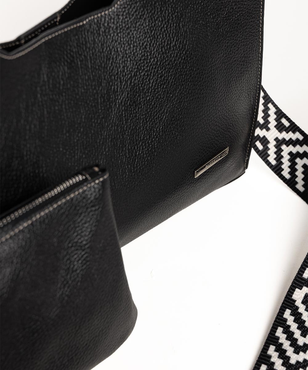 Crna tašna SOHO / 247