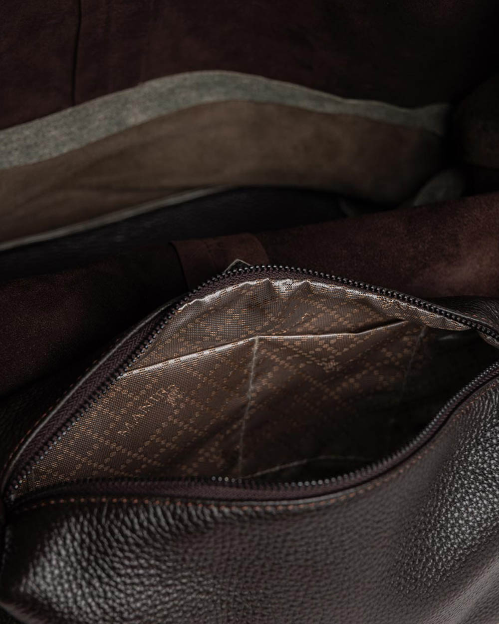 Tamno braon tašna RIO / 253