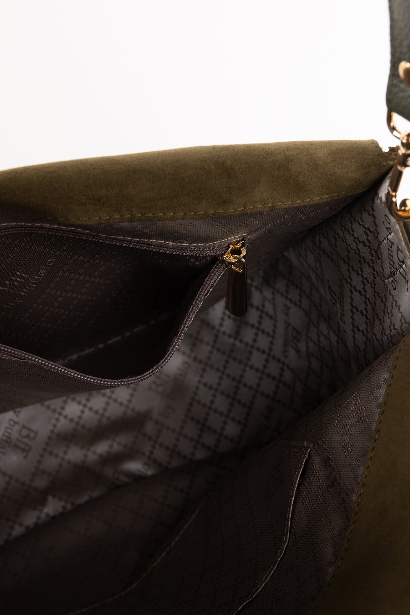 Maslinasto zelena tašna BARSELONA | 251